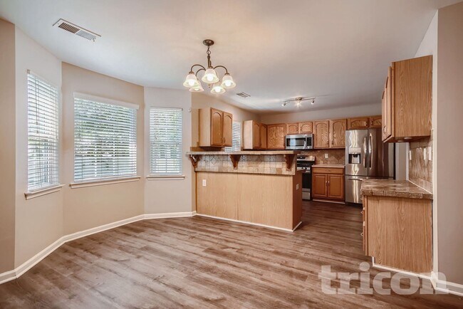Foto del edificio - 5606 Fenway Dr