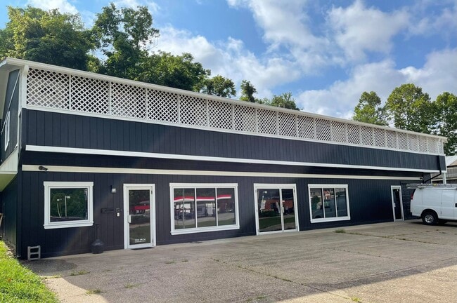 Building Photo - 1022 WV-34