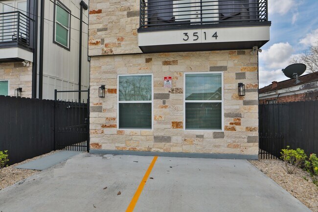 Foto del edificio - 3514 Noah St