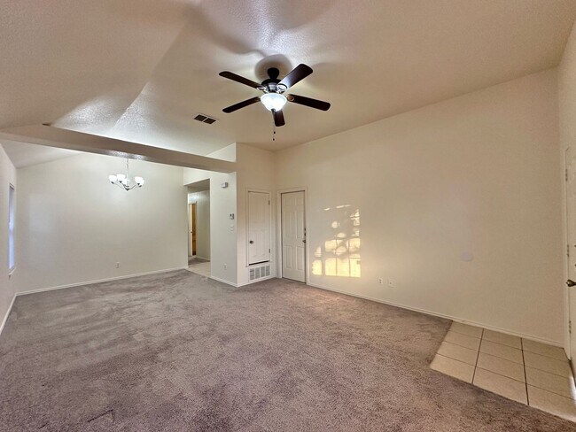 Building Photo - 5007 John David Dr