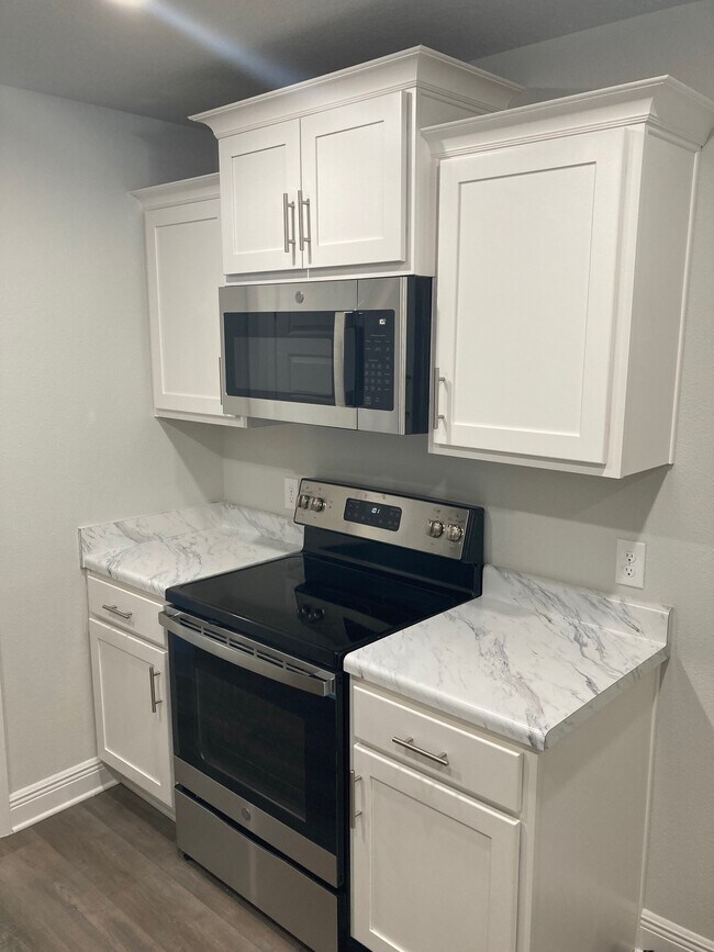 Foto del edificio - 3387 Green Briar Cir