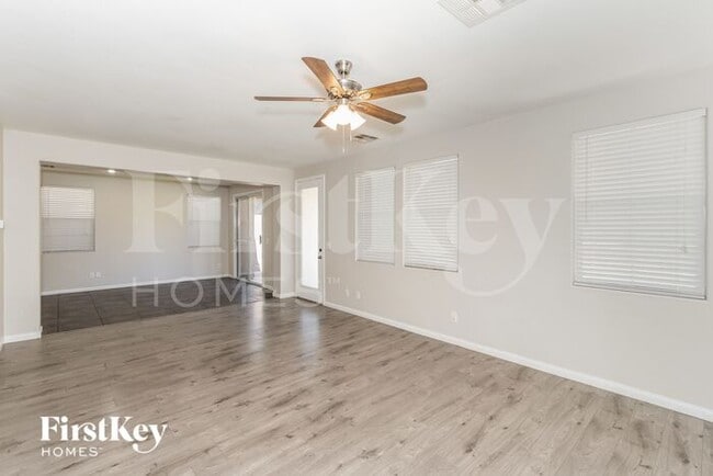 Building Photo - 9032 W Sendero Ave