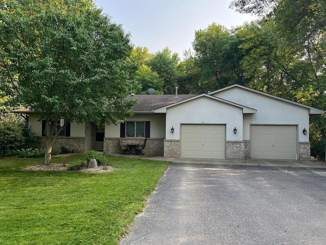 20061 Vevea Ln, Rogers, MN 55374 House Rental in Rogers, MN