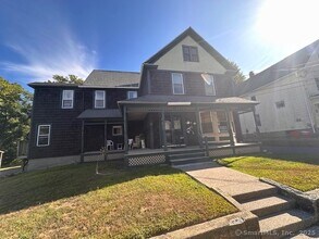 Building Photo - 63 Meridian St