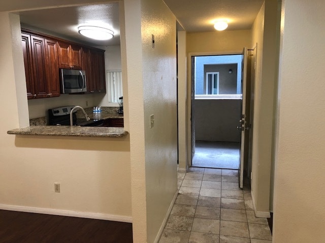 Building Photo - 7405 Charmant Dr