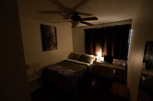 Foto del edificio - 1278 Lilac Pl