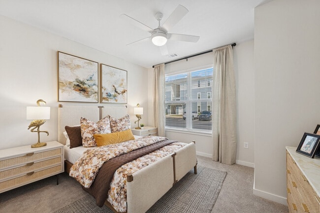 Interior Photo - Ascend Cottages At Highland Square