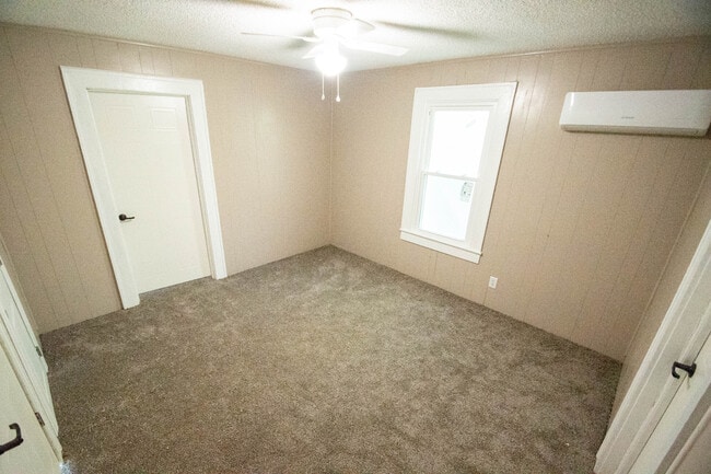 Building Photo - 20855 NC-73