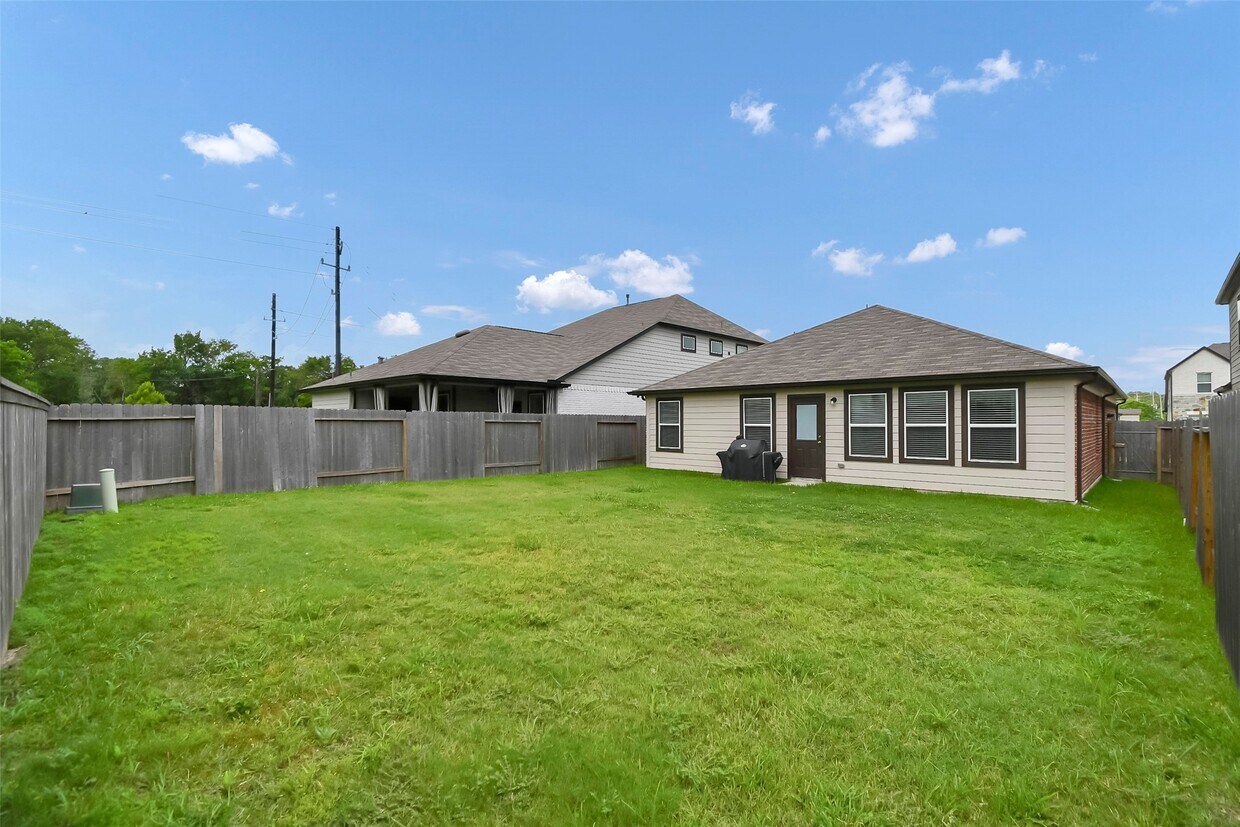 Building Photo - 14506 Tundra Swan Dr