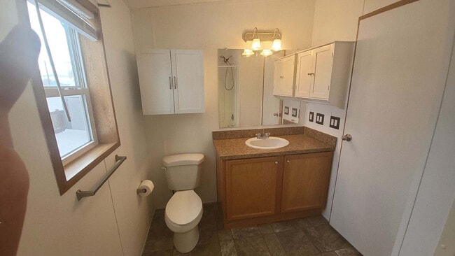 Building Photo - 1205 US-12