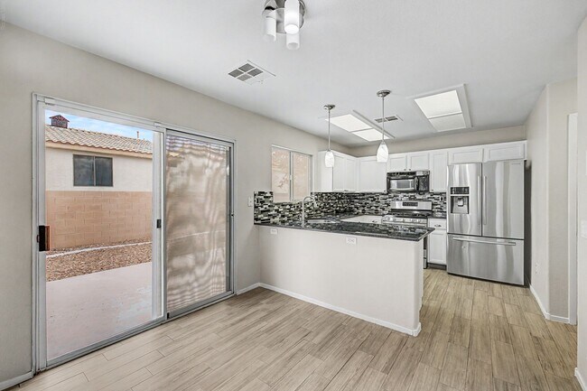 Foto del edificio - 7928 Hornbeam Ct