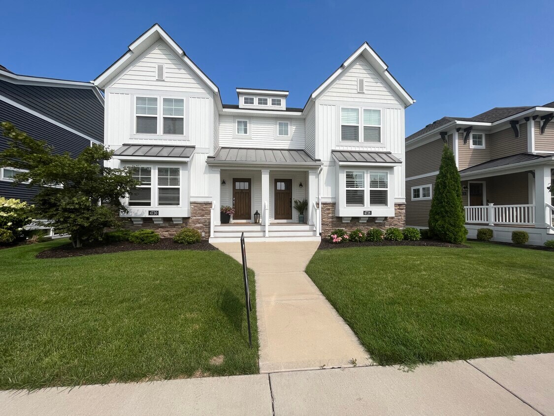Foto principal - 4728 Macatawa Legends Blvd