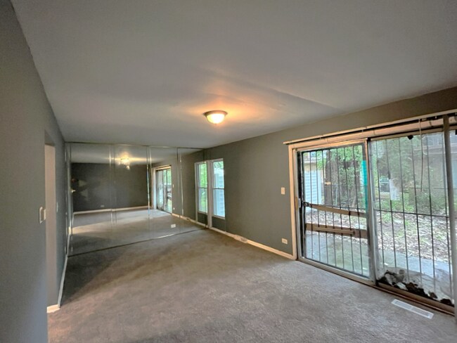 Foto del edificio - 11530 S Racine Ave