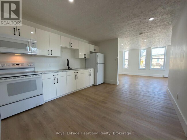 Photo du bâtiment - 6 Isaac St