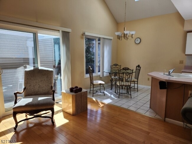 Building Photo - 136 Clarken Dr