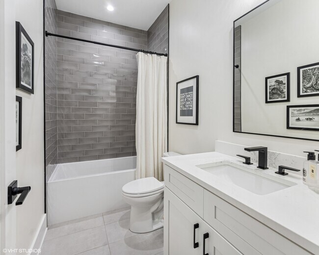 Foto del edificio - 3837 N Kenmore Ave