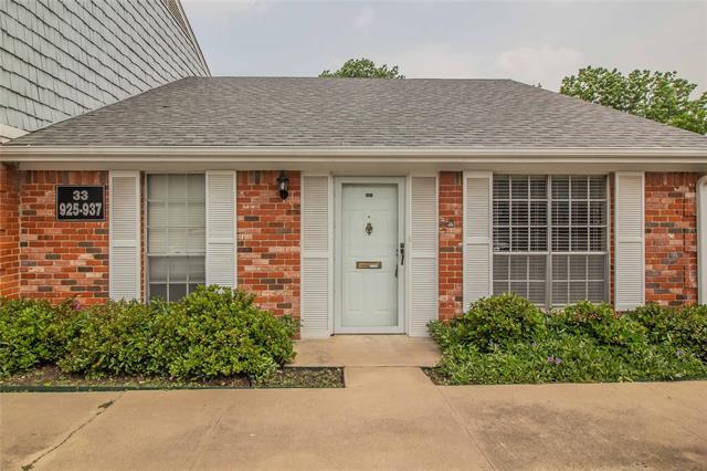 Foto principal - 937 Roaring Springs Rd