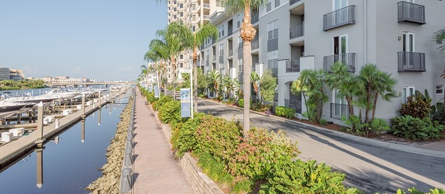 Building Photo - 710 Harbour Post Dr