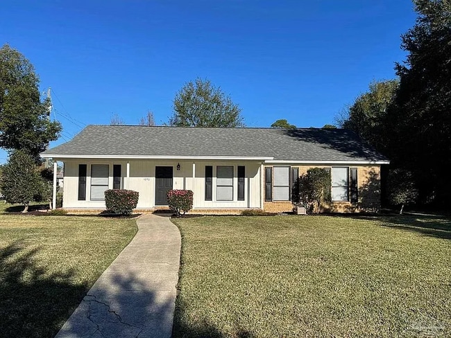 Building Photo - 1270 Palisade Rd