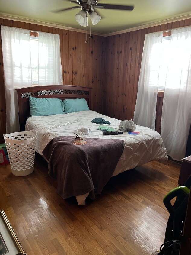 Foto del edificio - 451 Cook Rd