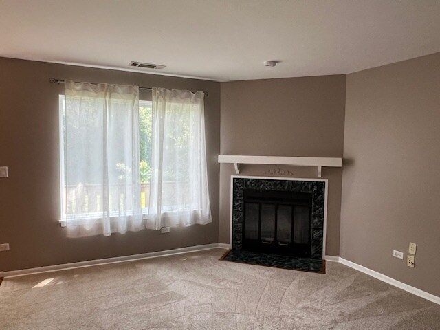 Foto del edificio - 629 N Deer Run Dr
