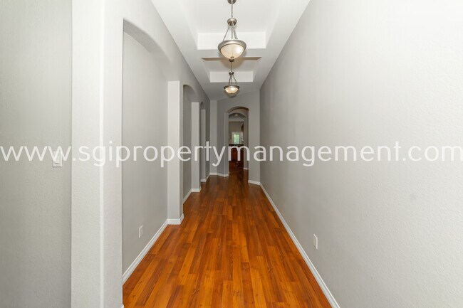 Foto del edificio - 5725 Eldon Martin St