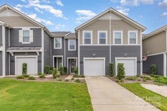 Building Photo - 17112 Carolina Hickory Dr