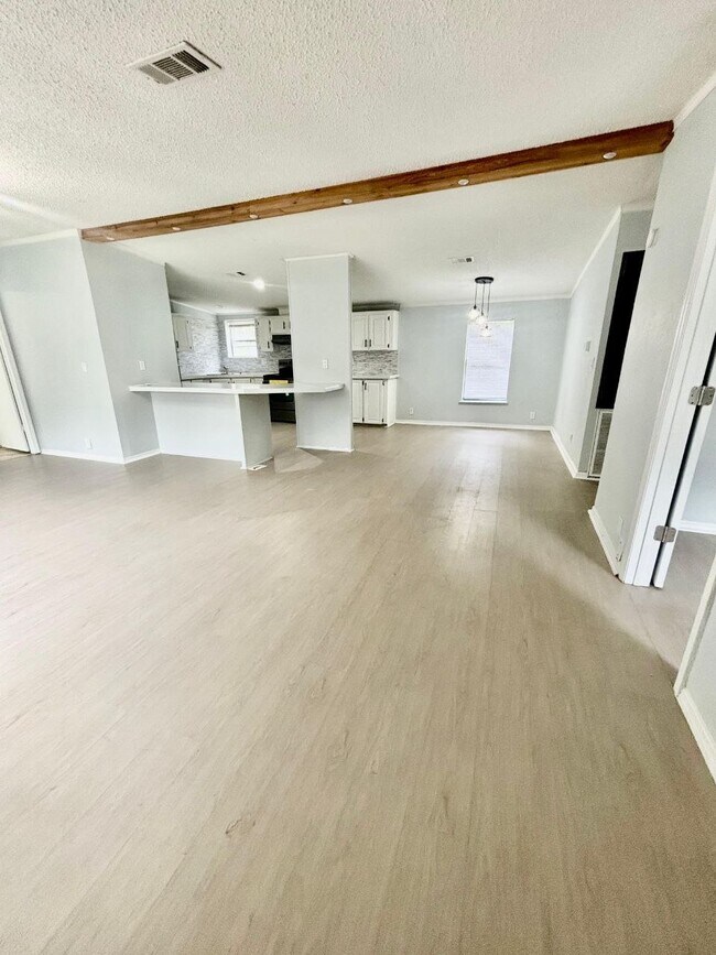 Building Photo - 218 Diamond Acres Rd