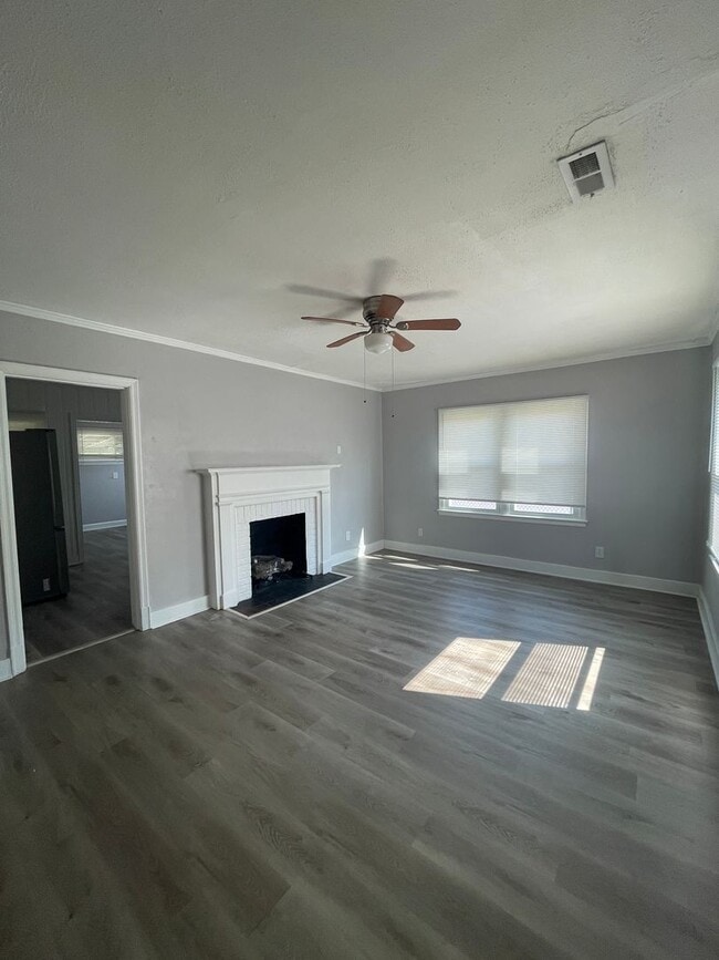 Photo - 2 bedroom One bath with new appliances House