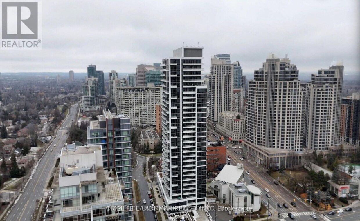 Primary Photo - 75-675 Canterbury Pl