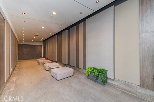 Building Photo - 482 S Arroyo Pkwy