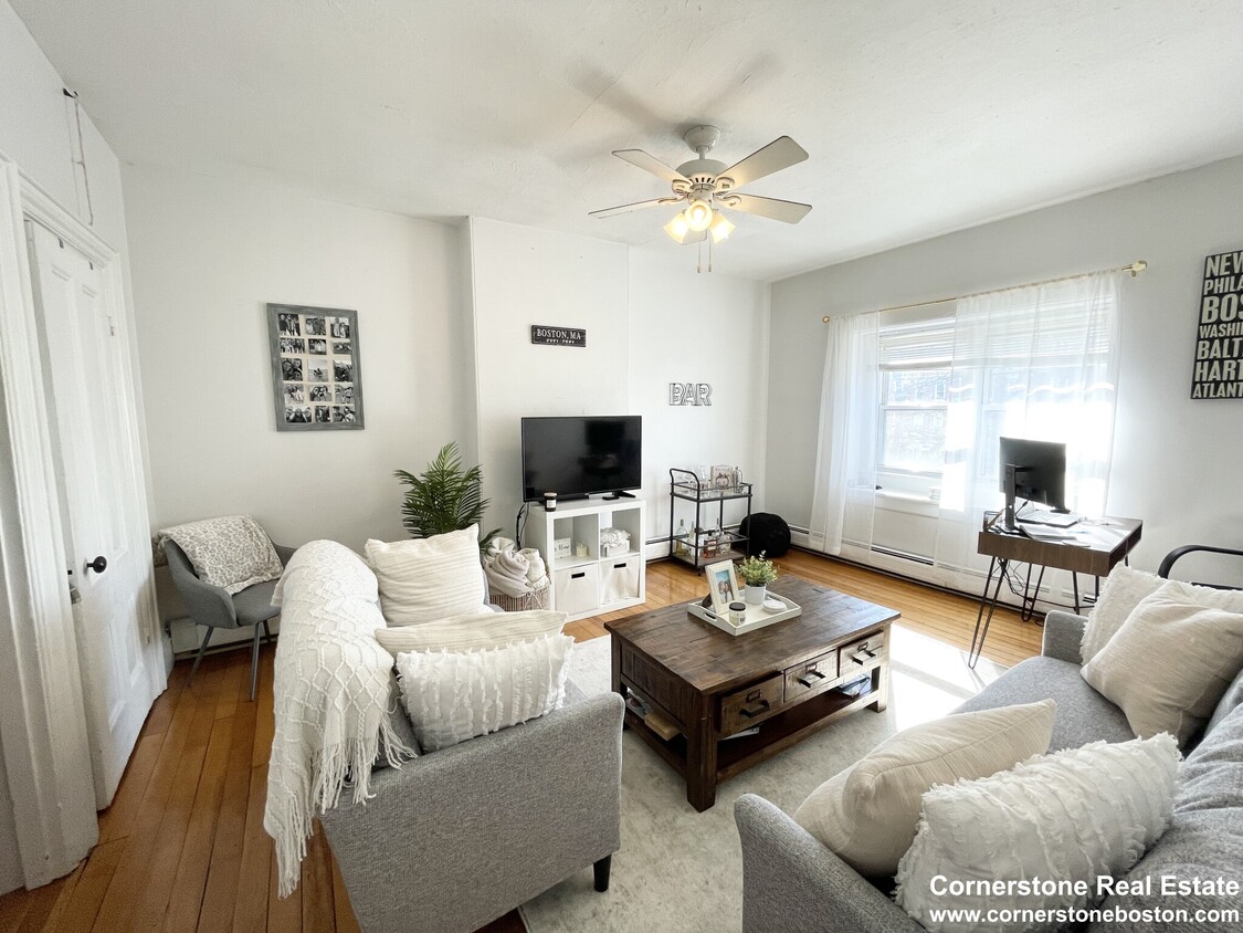 Foto principal - 748 E 4th St