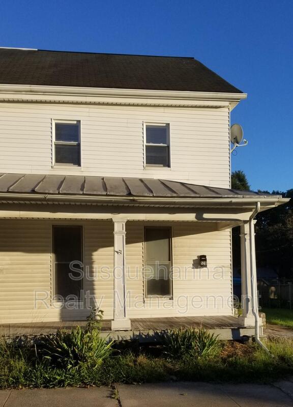 520 W Main St Unit 2nd Flr., Palmyra, PA 17078 Condo for Rent in