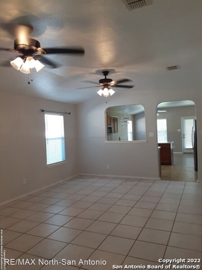 Building Photo - 3 br, 2 bath House - 11035 Caspian Spring