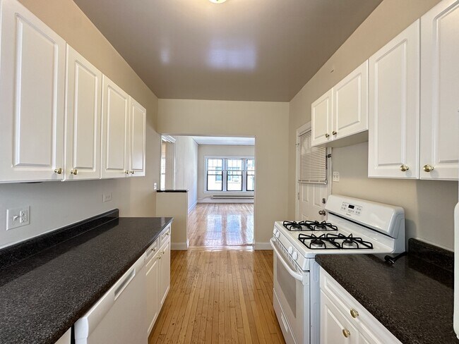 Foto del edificio - 1312 Oak Ave