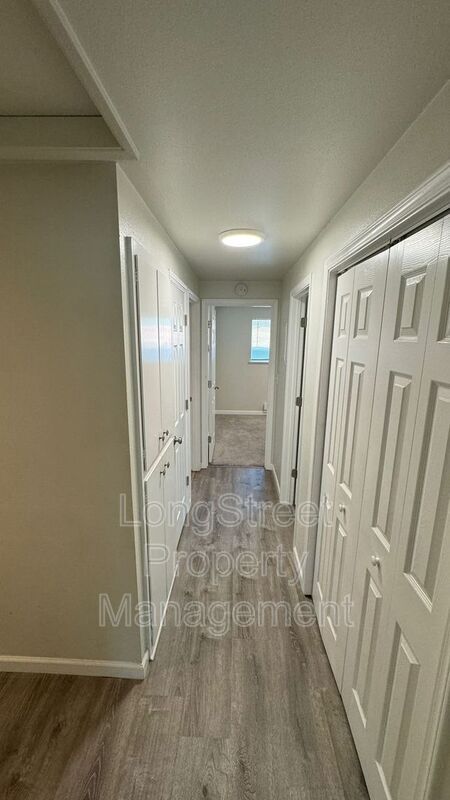 Foto del edificio - 329 SW 10th St