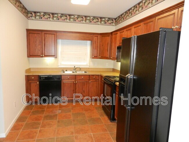 Foto del edificio - 4537 Guilford Cir