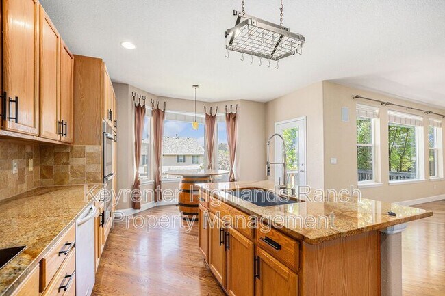 Foto del edificio - 2973 Windridge Cir