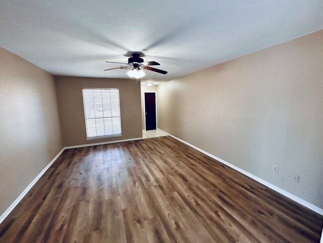 Photo - 530 Wild Wind Rd Townhome