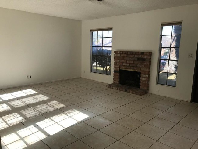 Foto del edificio - 6505 Brushwood Lane