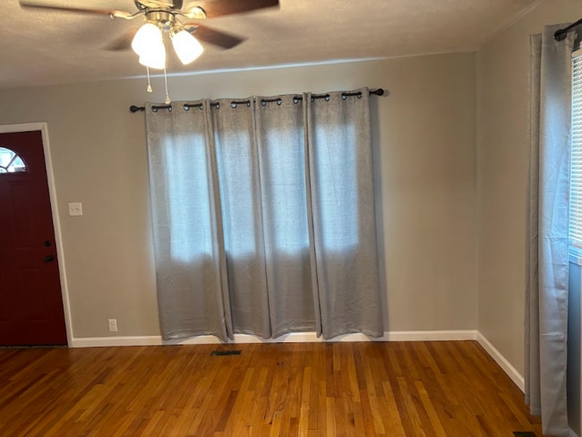 Foto del edificio - 1520 Kilbourn St