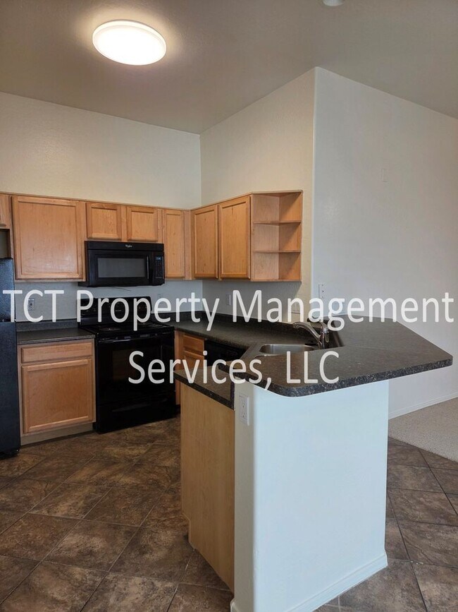 Building Photo - Great 2 Bed, 2 Bath with Open Floor Plan!
