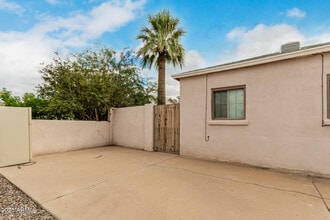 Building Photo - 143 W Pima Ave