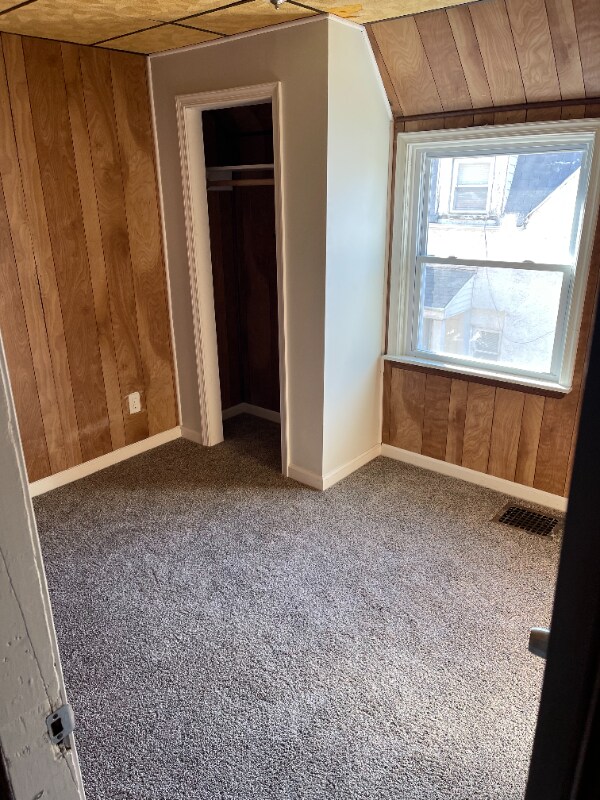 Building Photo - 1125 Morton Ave