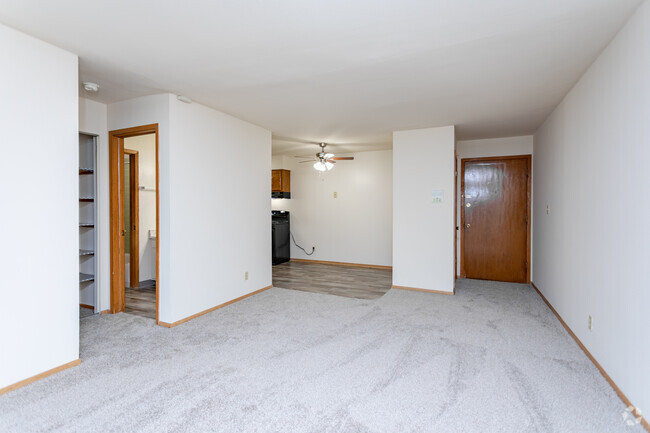 1BR, 1BA - Buckingham - Lincoln Crest