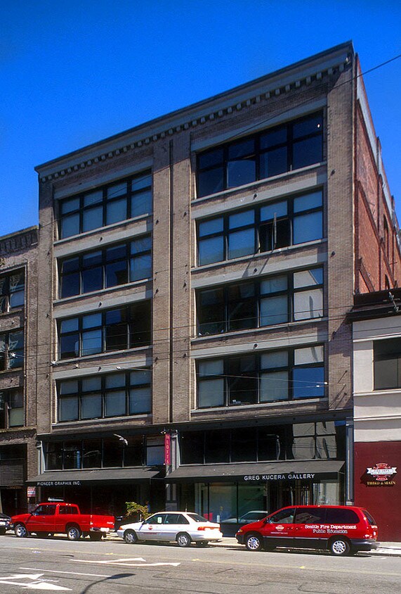 Building Photo - The Lofts