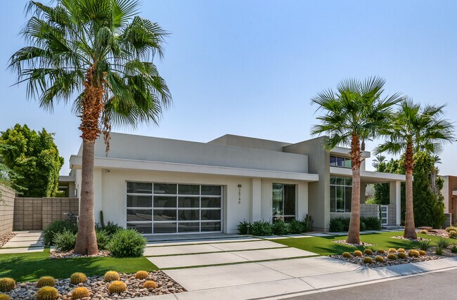 Building Photo - 36746 Verlaine Dr