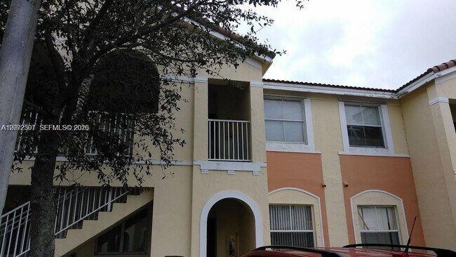 Building Photo - 1536 SE 26th St