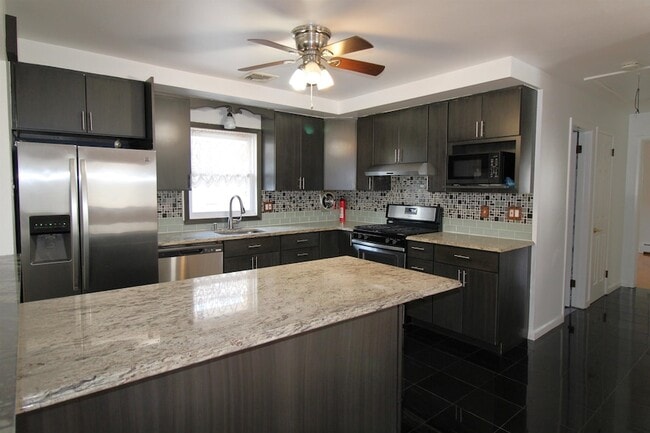 Foto del edificio - 803 2nd St