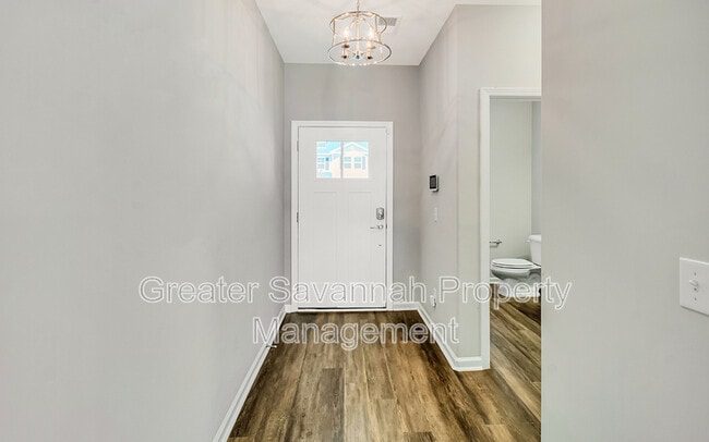 Building Photo - 134 Ainsdale Dr